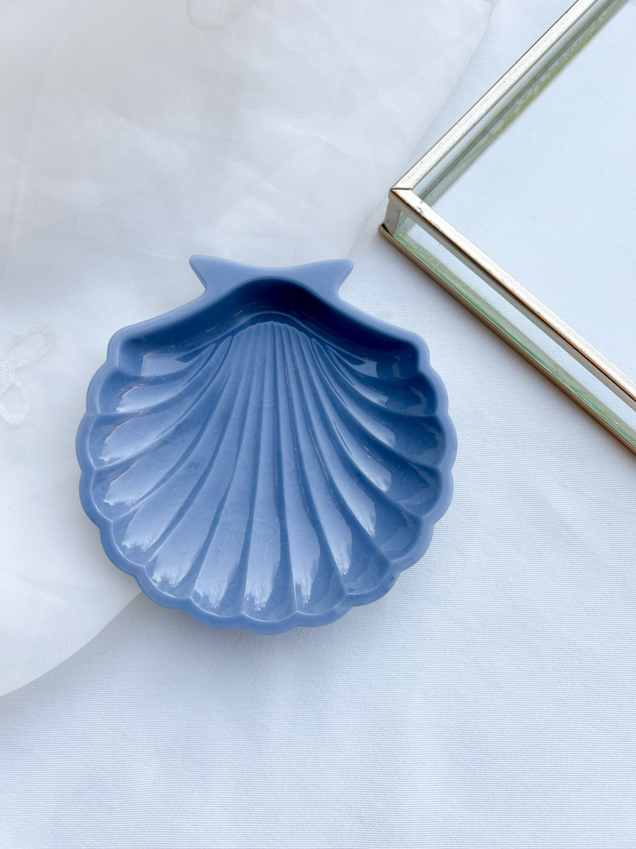 blue shell resin art plateau an