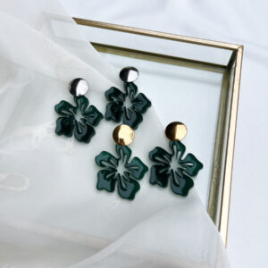 forest flower oorbellen an