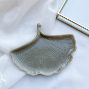 forest ginkgo resin art plateau an