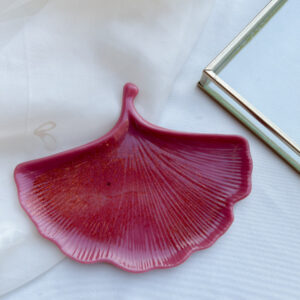 red ginkgo leaf resin art plateau an