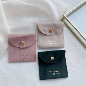 with love buttonzakje an