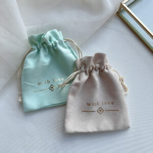 with love sieradenzakje an